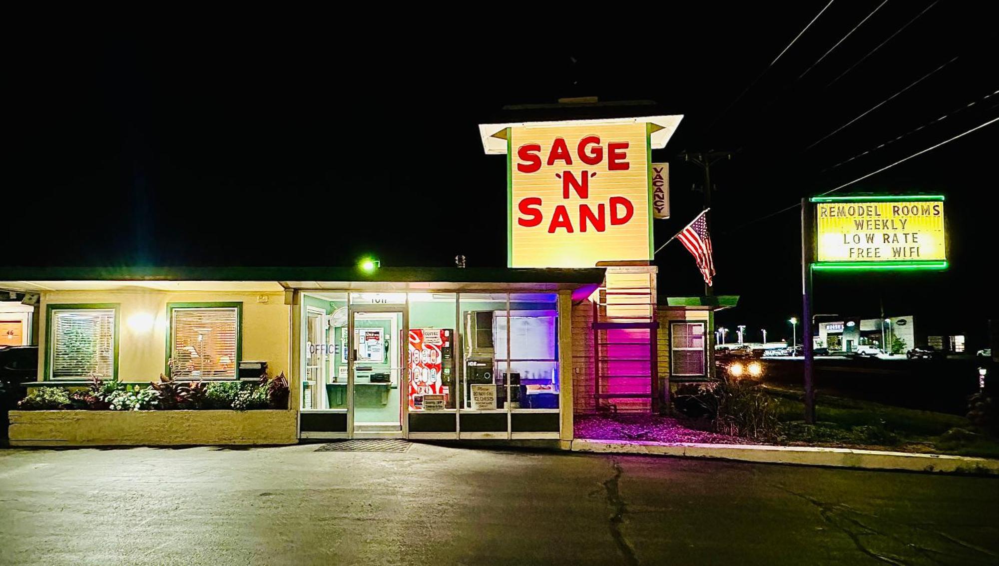 Sage N Sand Motel Moses Lake Bagian luar foto